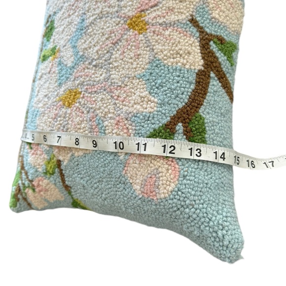 Peking Handicraft Cherry Blossoms Poly Fill‎ Hook Throw Pillow 20 X 15 - Picture 4 of 4